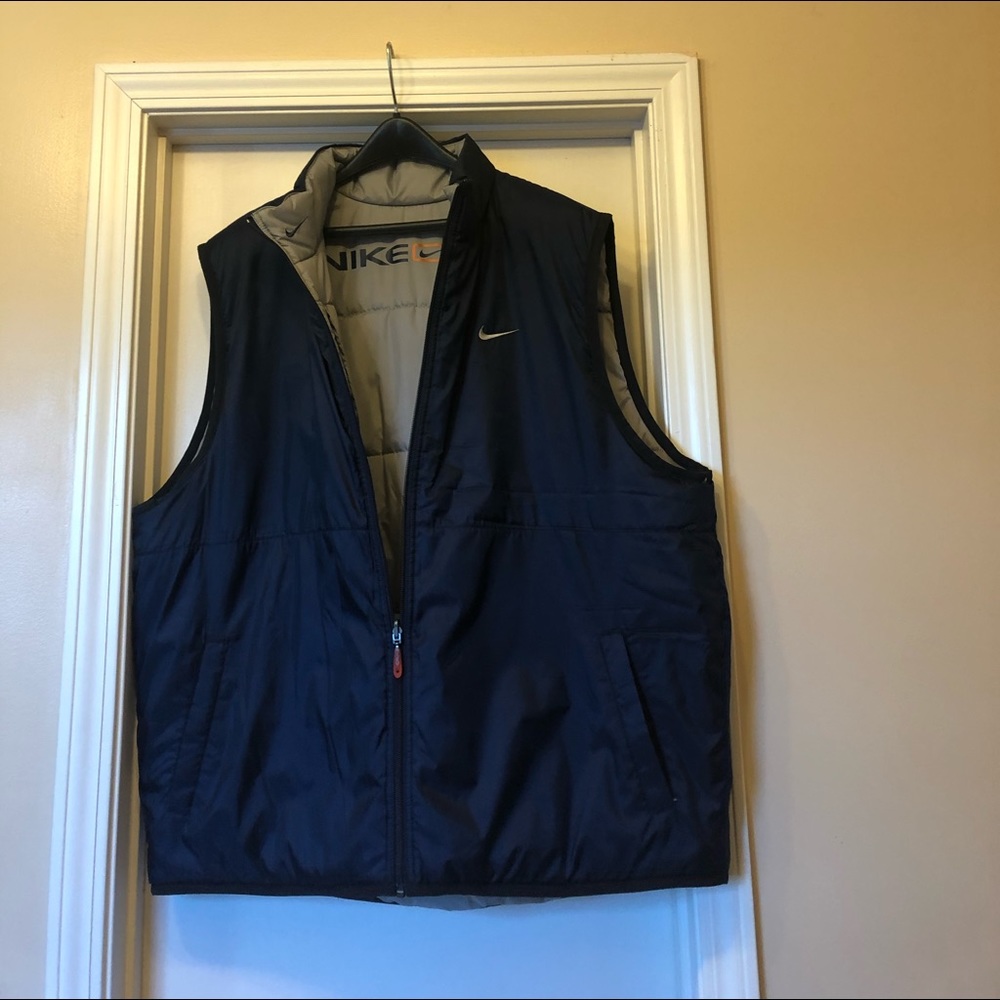 NIKE  Reversible Puffer Vest.  Size XXL